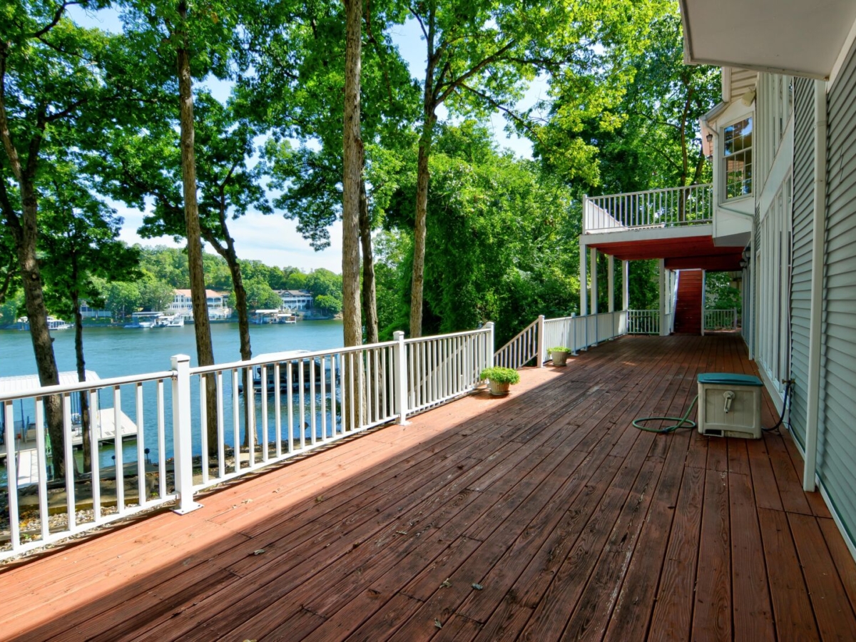 homes for sale in the villages lake of the ozarks